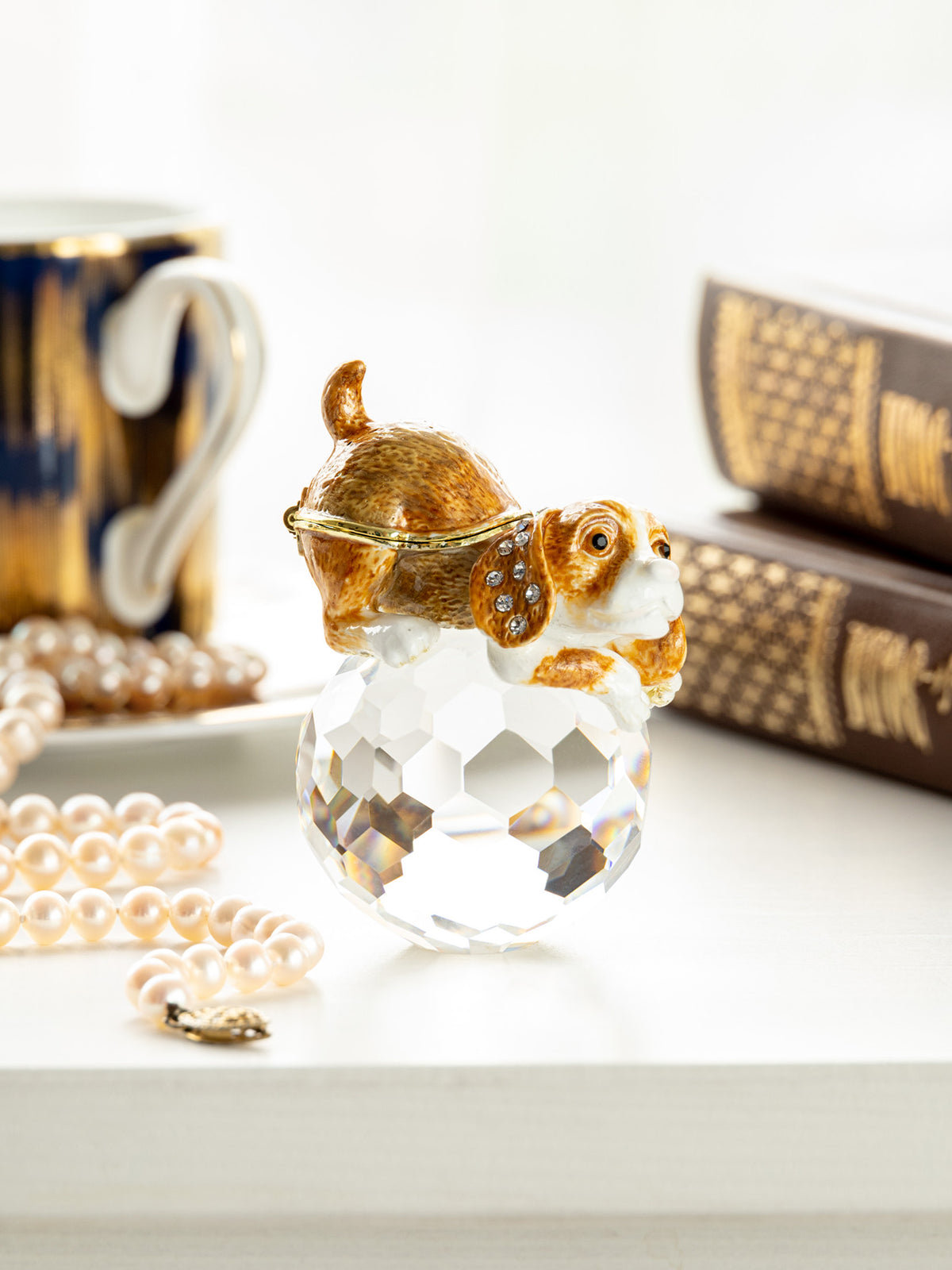 Keren Kopal Brown Puppy on Crystal