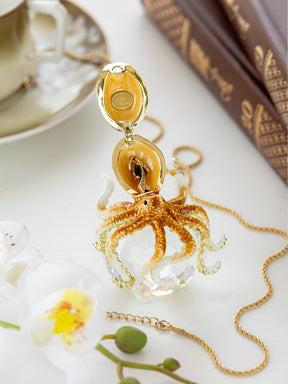 Keren Kopal Octopus on Crystal