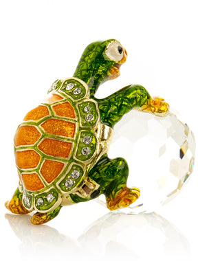 Keren Kopal Turtle on Crystal