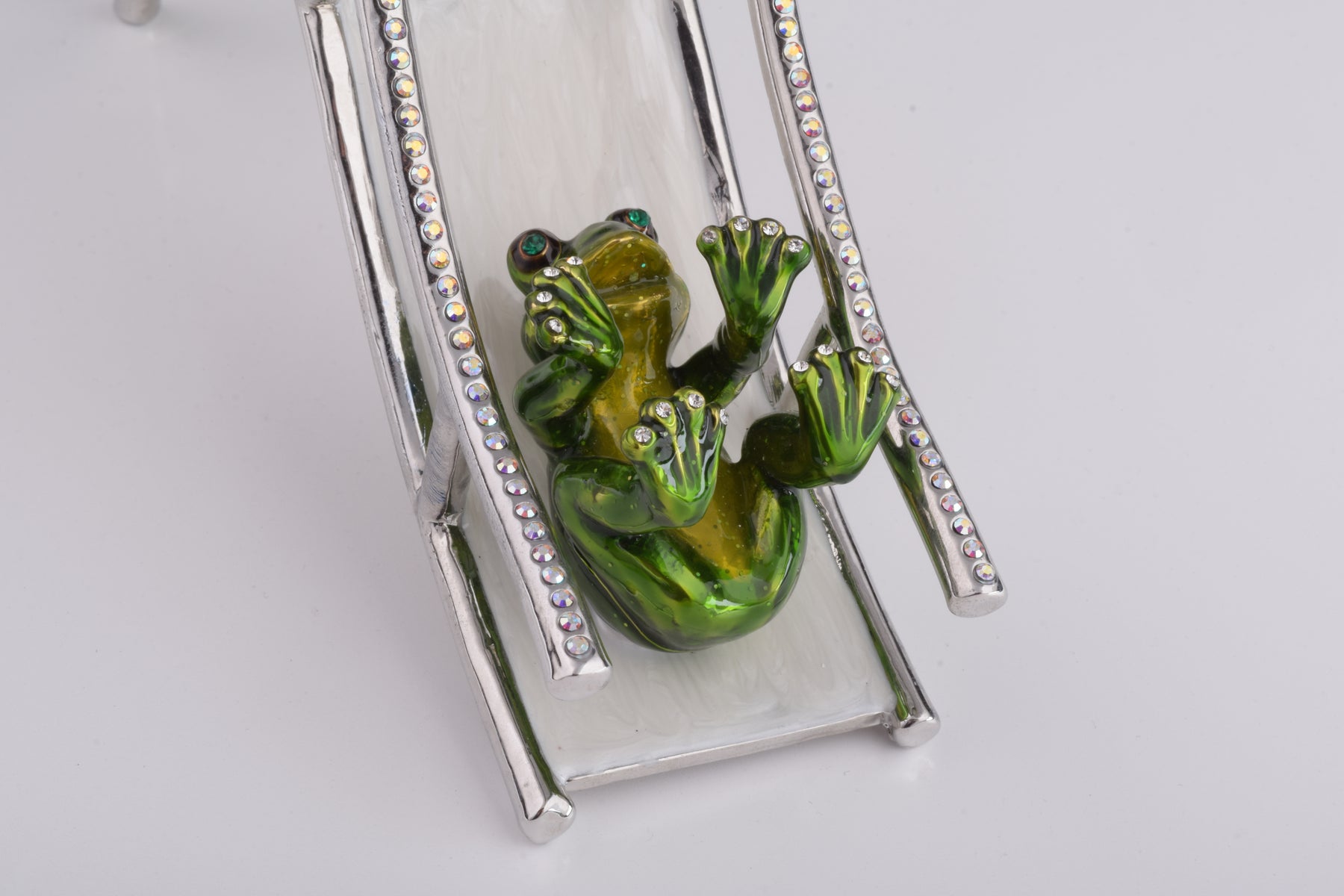 Keren Kopal Two Frogs Riding Slide