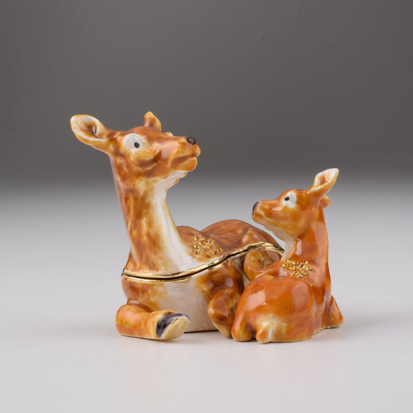 Mutter Bambi mit Kind