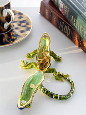 Keren Kopal Green Iguana