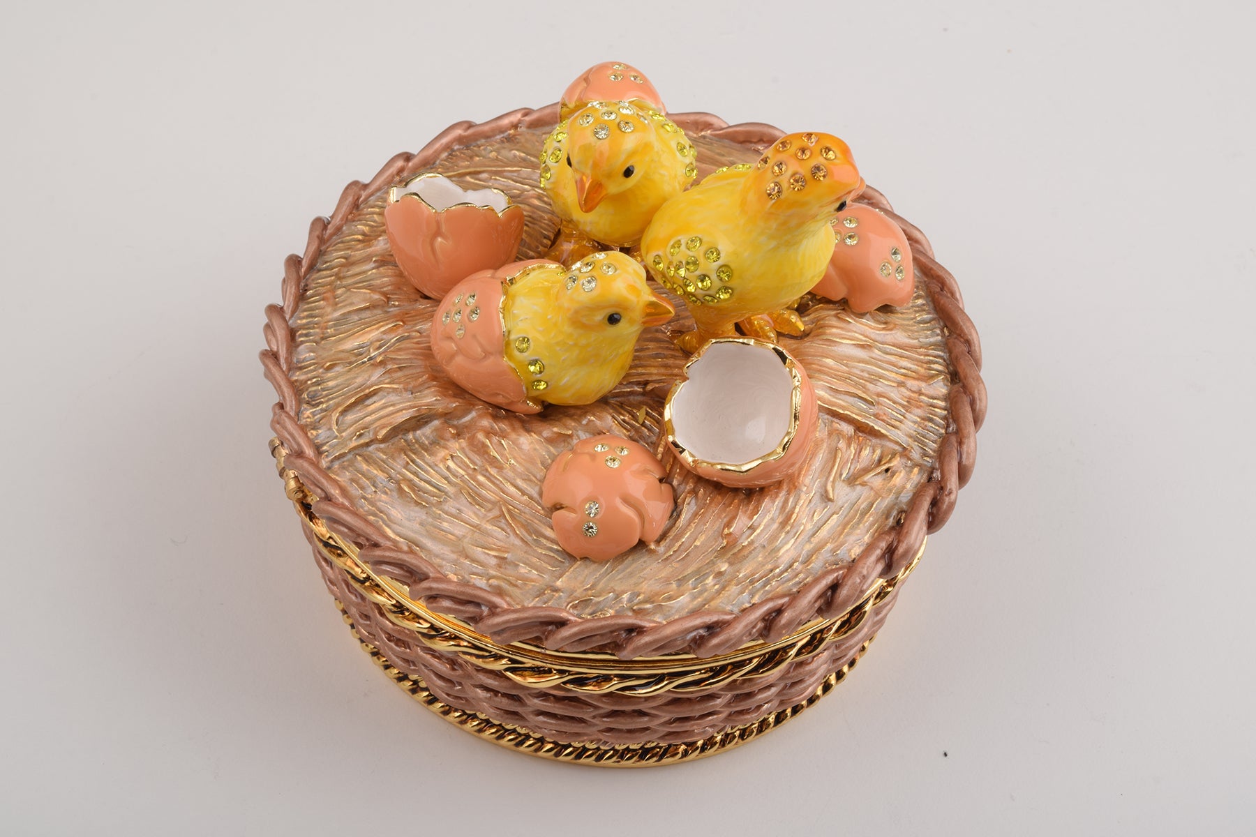 Brown basket with Baby Chicks &eggs