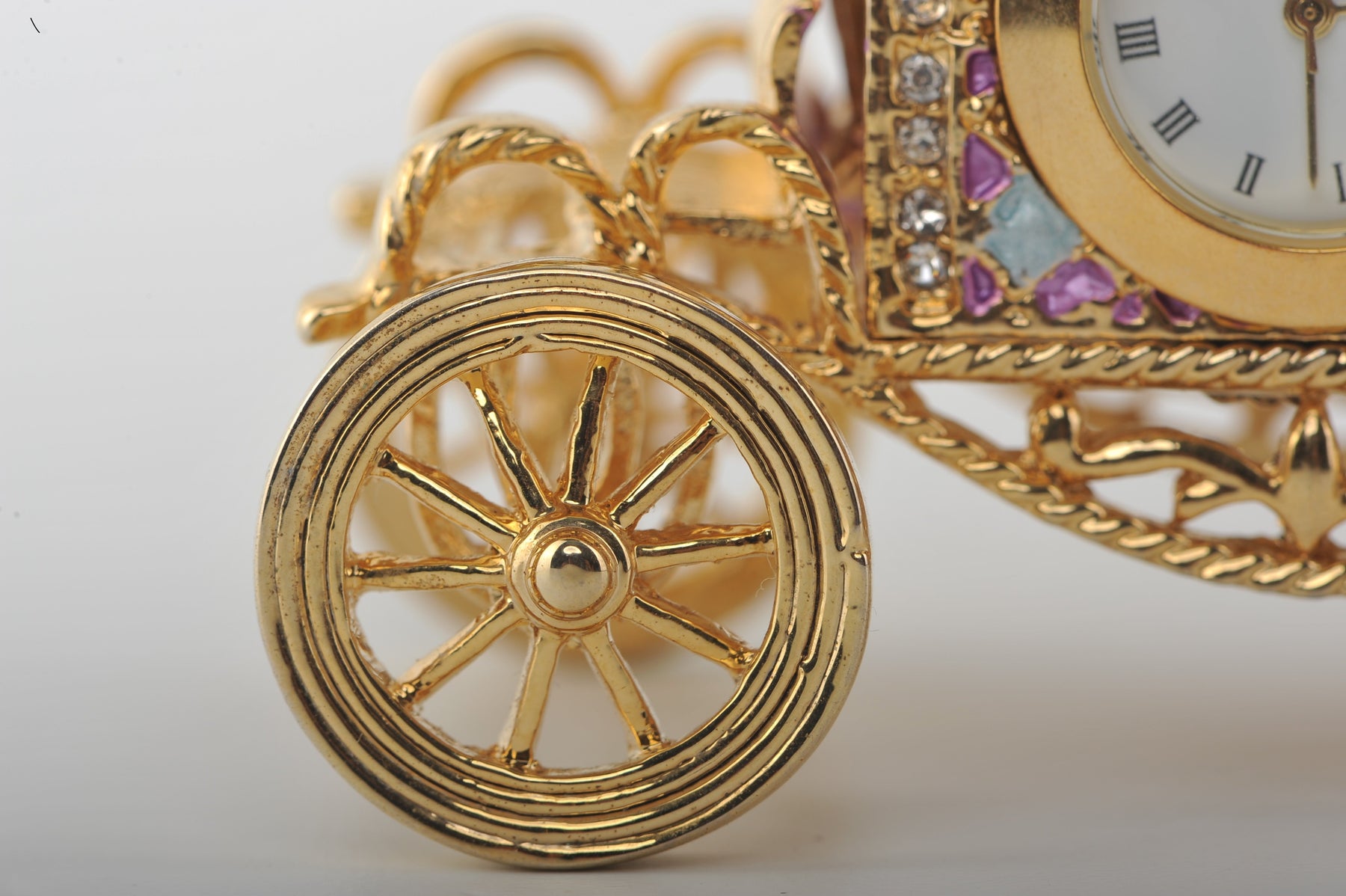 Keren Kopal Gold Carriage with a Clock  91.00