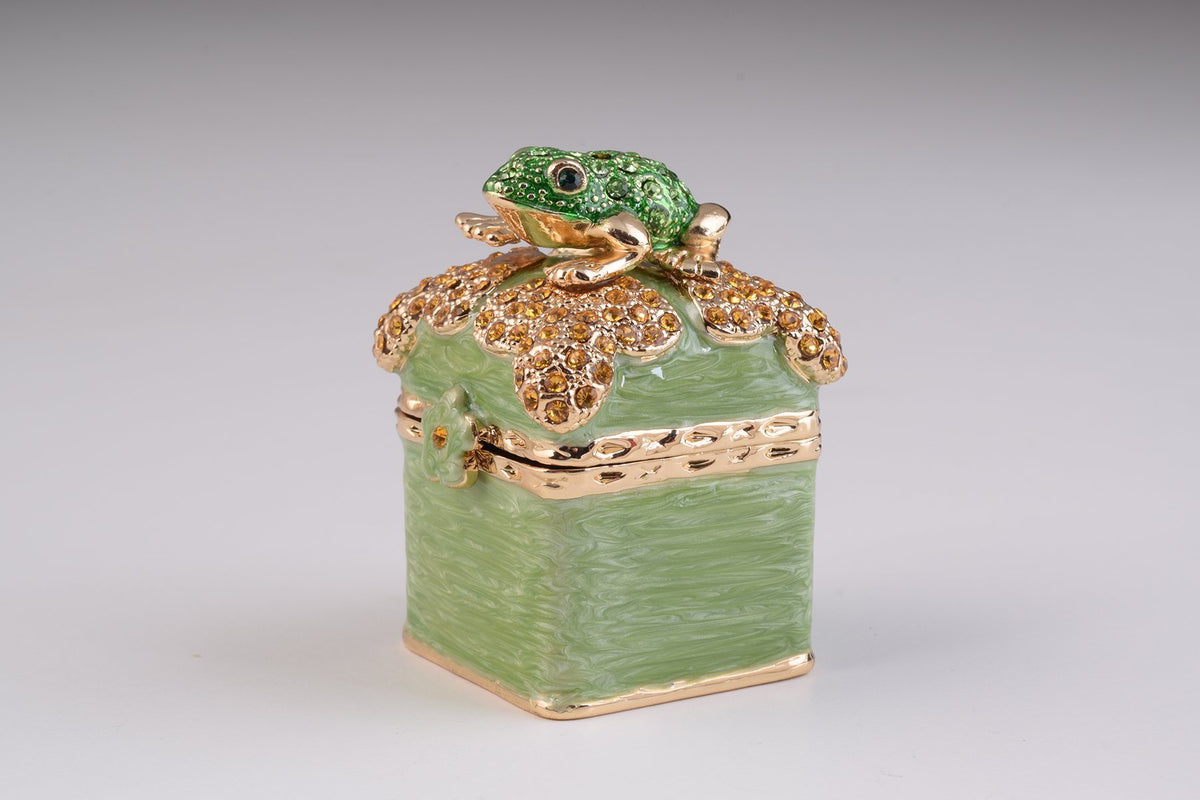 Keren Kopal Green Box with Frog Trinket Box  66.50