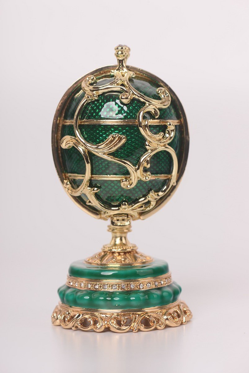 Keren Kopal Green Faberge Egg with a Removable Flower Bouquet  114.00