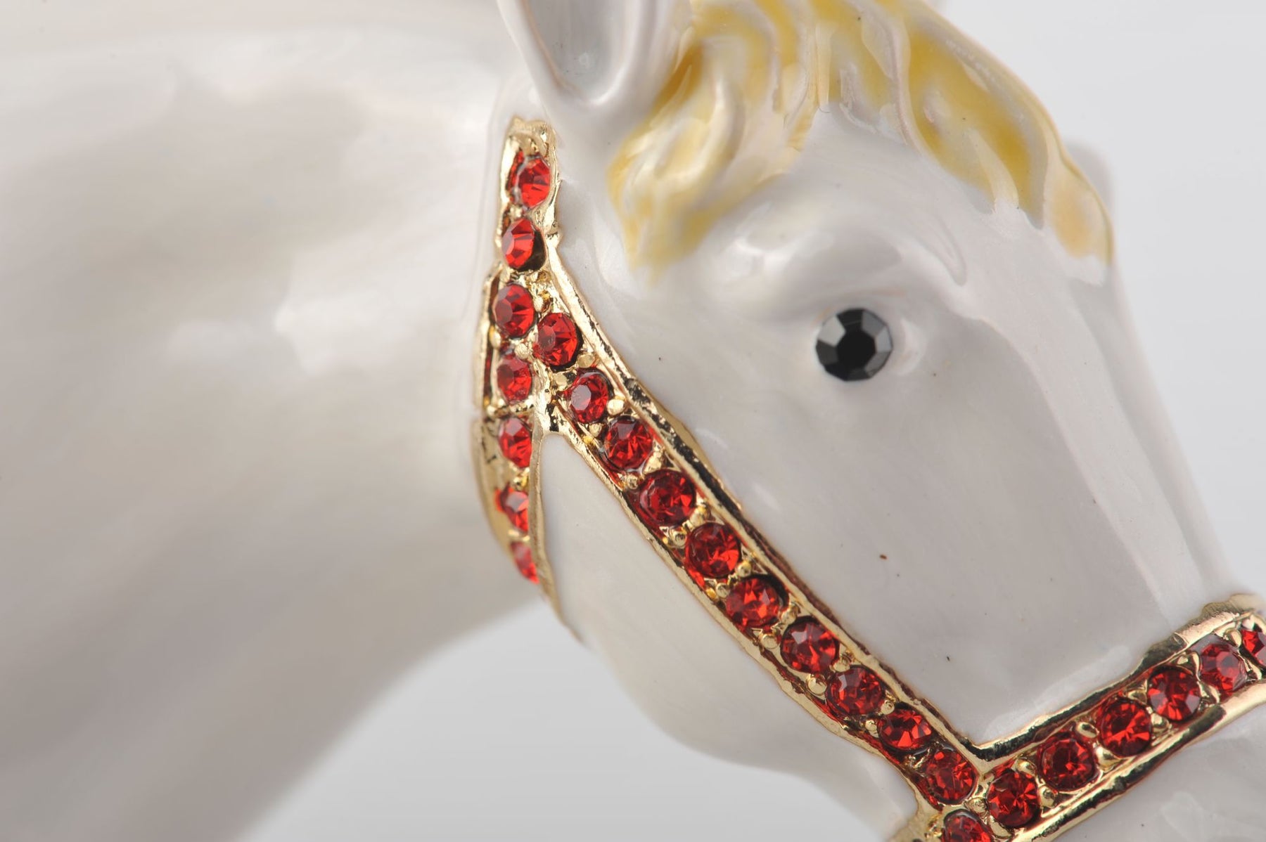 Keren Kopal White Horse with Crystal Saddle  137.50