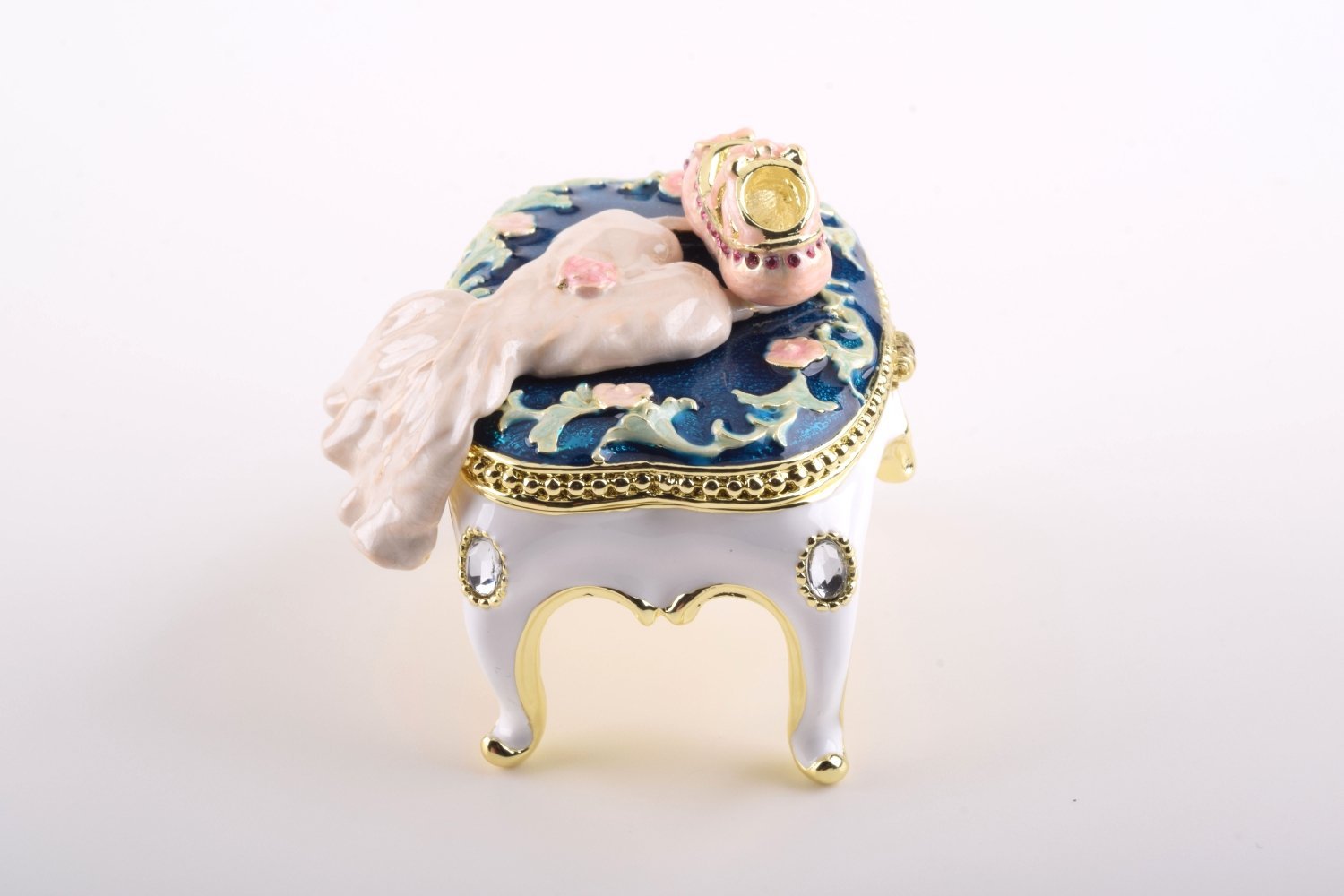 Keren Kopal White Vintage Chair