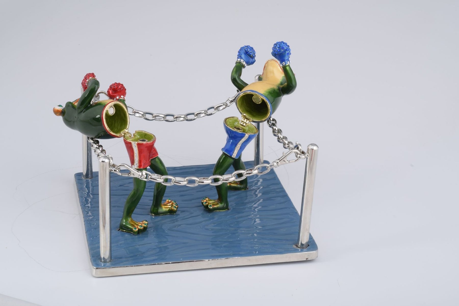 Boxing Frogs trinket box Keren Kopal